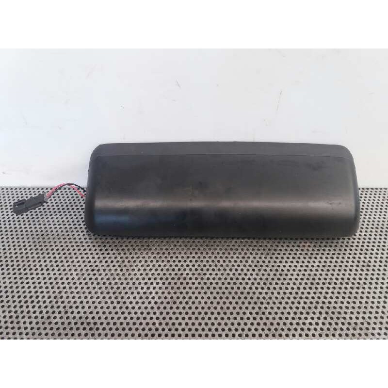 Recambio de luz central de freno para opel corsa c elegance referencia OEM IAM 2
