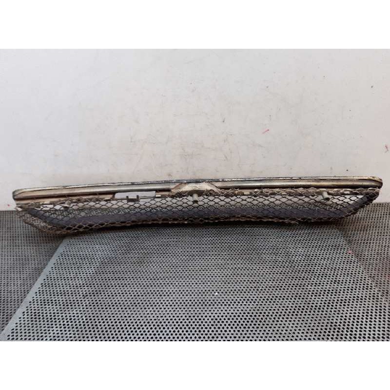 Recambio de rejilla delantera para opel astra g berlina sport referencia OEM IAM - Azul 4