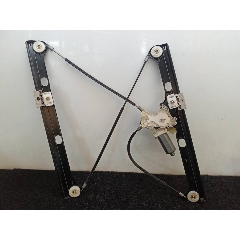 Recambio de elevalunas delantero derecho para mercedes-benz vaneo (w414) furgoneta compacta 1.6 (414.700) referencia OEM IAM 013