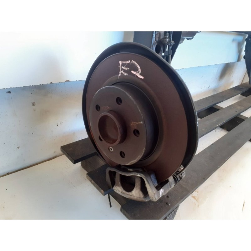 Recambio de puente trasero para opel meriva b essentia referencia OEM IAM - Rojo 2