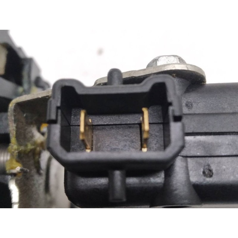 Recambio de cerradura puerta trasera derecha para dacia sandero laureate referencia OEM IAM 8200735246 - Rojo 4