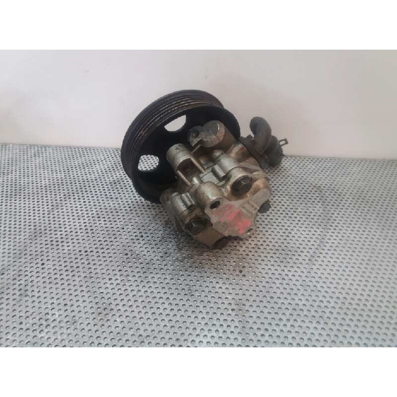 Recambio de bomba direccion para kia carens 2.0 crdi lx monovolumen referencia OEM IAM 0K2KC32600 4