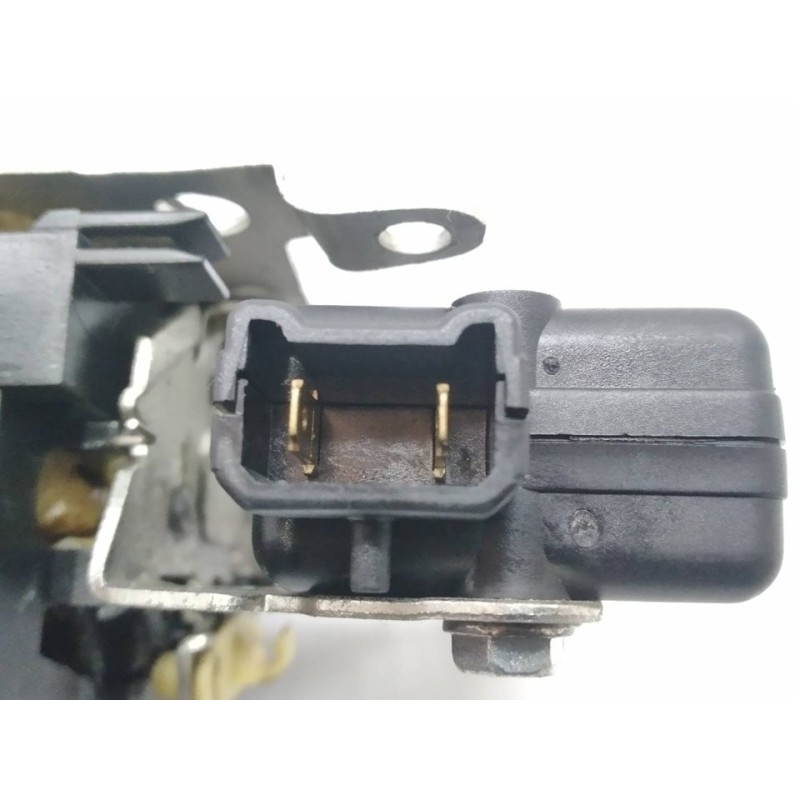 Recambio de cerradura puerta trasera izquierda para dacia sandero laureate referencia OEM IAM 820073524 - Rojo 2