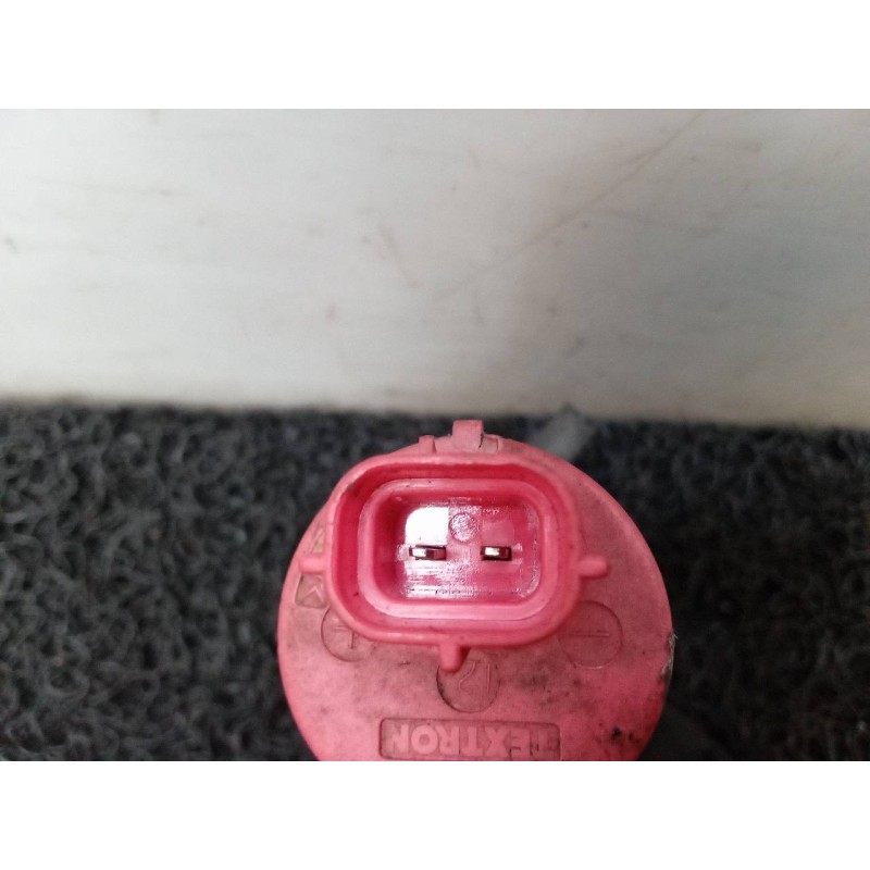 Recambio de bomba limpia para toyota corolla verso (r1) 2.2 d-4d sol referencia OEM IAM - Blanco 3