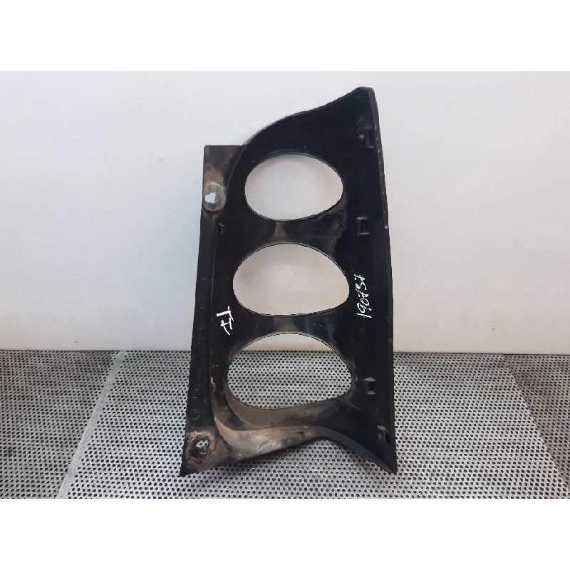 Recambio de molduras traseras para smart coupe básico (37kw) referencia OEM IAM - Negro 2