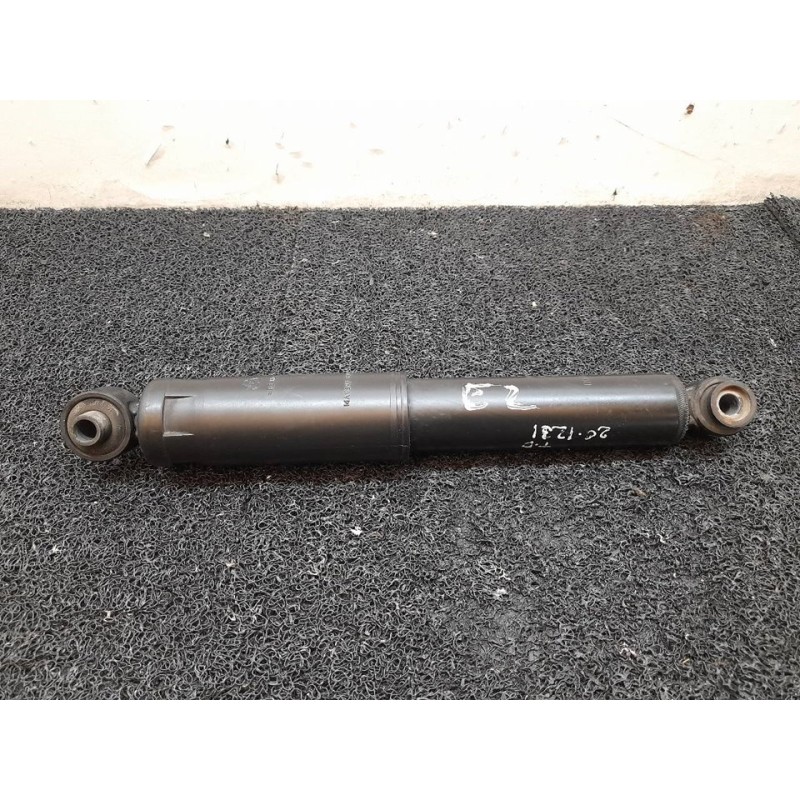 Recambio de amortiguador trasero derecho para hyundai i20 classic referencia OEM IAM - Negro 2