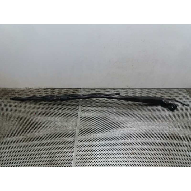 Recambio de brazo limpia delantero derecho para nissan nt400 cabstar (01/20214) cabstar 35.xx cabina simple cabina individual re - Blanco