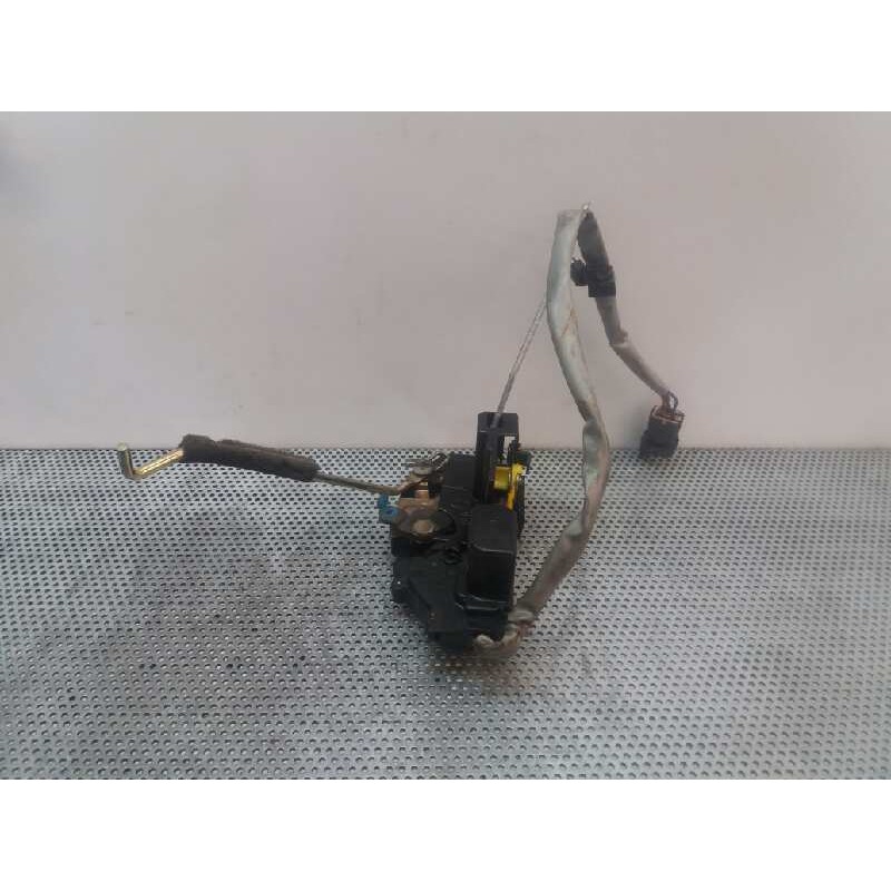 Recambio de cerradura puerta delantera derecha para kia carens 2.0 crdi lx monovolumen referencia OEM IAM 2
