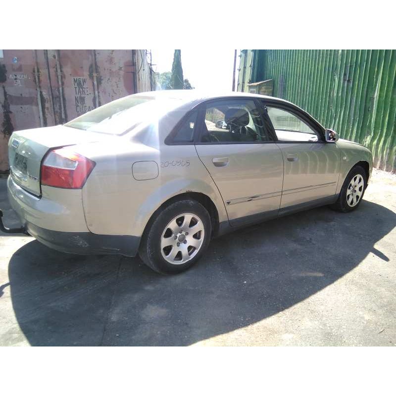 audi a4 berlina (8e) del año 2001