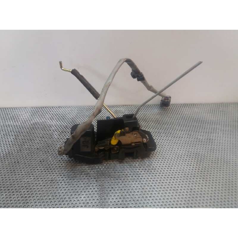 Recambio de cerradura puerta delantera derecha para kia carens 2.0 crdi lx monovolumen referencia OEM IAM 3