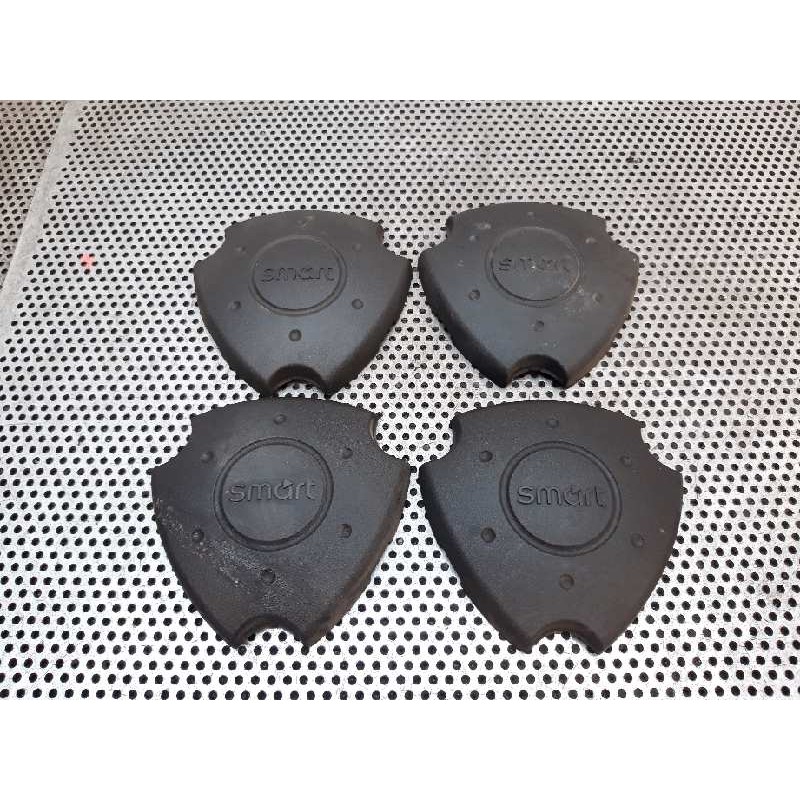 Recambio de tapacubos para smart coupe básico (37kw) referencia OEM IAM 108613015AB  