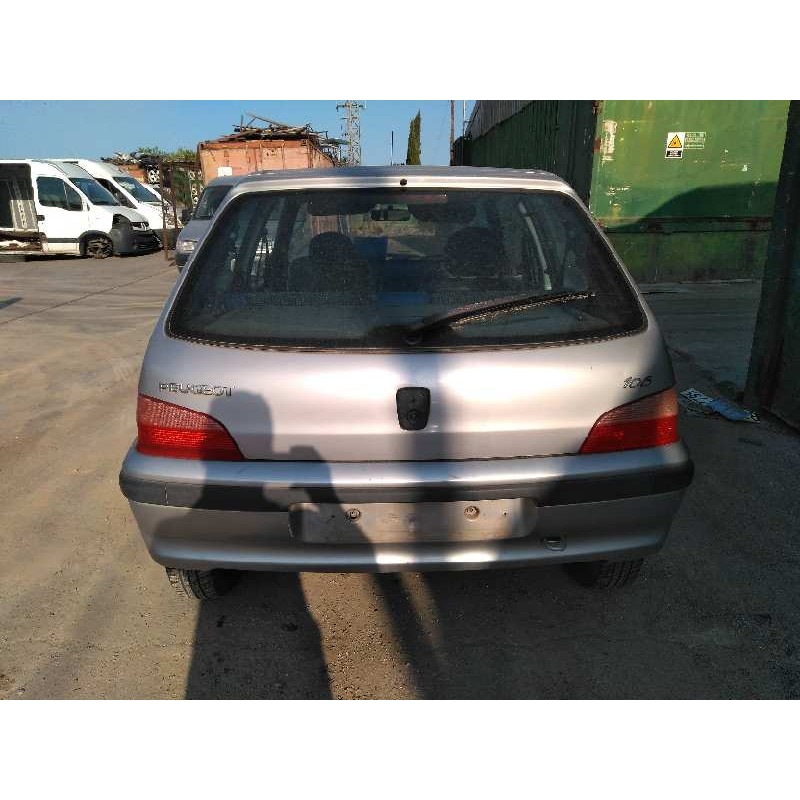 peugeot 106 (s2) del año 2001