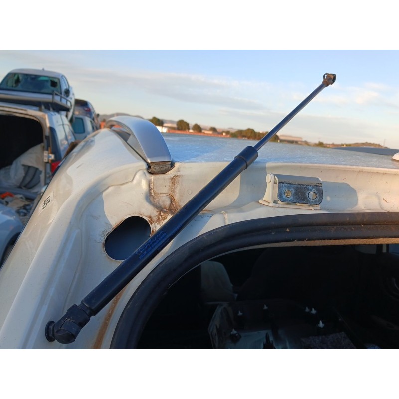 Recambio de amortiguadores maletero / porton para nissan qashqai (j11) acenta referencia OEM IAM   