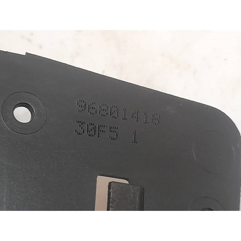 Recambio de maneta interior delantera izquierda para peugeot 1007 1.4 referencia OEM IAM 96801418 - Rojo 2