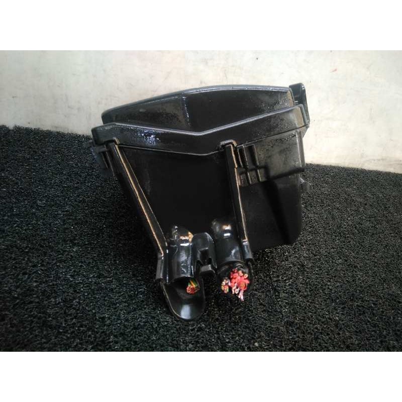 Recambio de caja reles / fusibles para dacia sandero stepway referencia OEM IAM 243809584R - Azul 3
