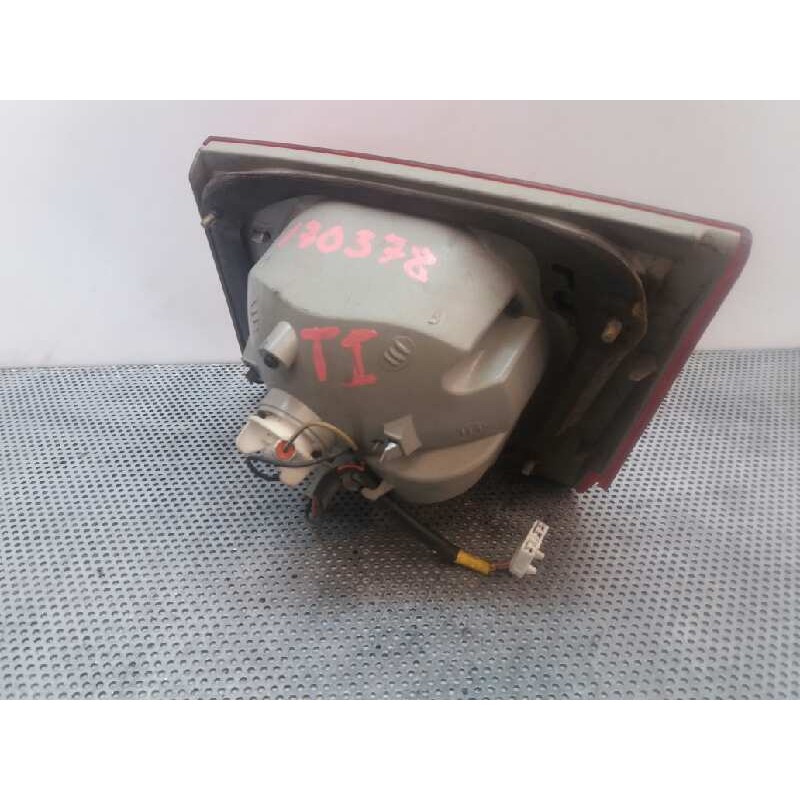 Recambio de piloto trasero izquierdo interior para kia carens 2.0 crdi lx monovolumen referencia OEM IAM 2