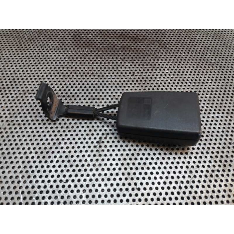 Recambio de enganche cinturon trasero derecho para opel astra h berlina enjoy referencia OEM IAM   