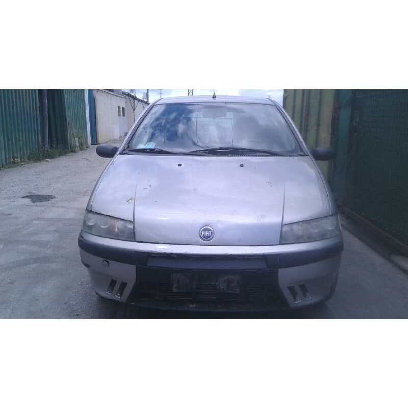 fiat punto berlina (188) del año 2001