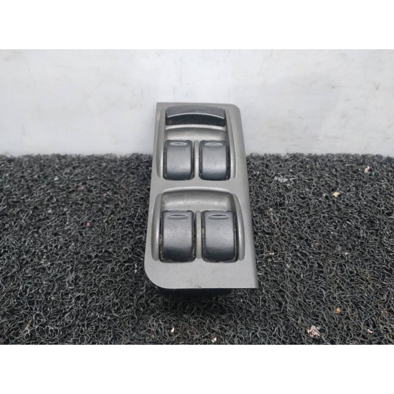 Recambio de mando elevalunas delantero izquierdo para daewoo lanos sx referencia OEM IAM 96246565 8C0891100 7C26