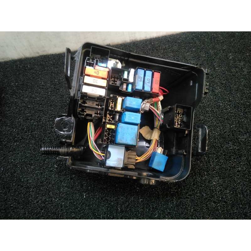 Recambio de caja reles / fusibles para dacia sandero stepway referencia OEM IAM 243809584R - Azul 7