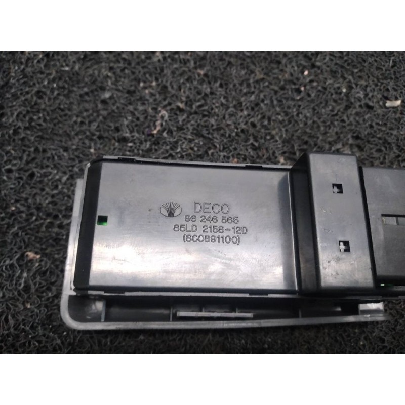 Recambio de mando elevalunas delantero izquierdo para daewoo lanos sx referencia OEM IAM 96246565 8C0891100 7C26 2