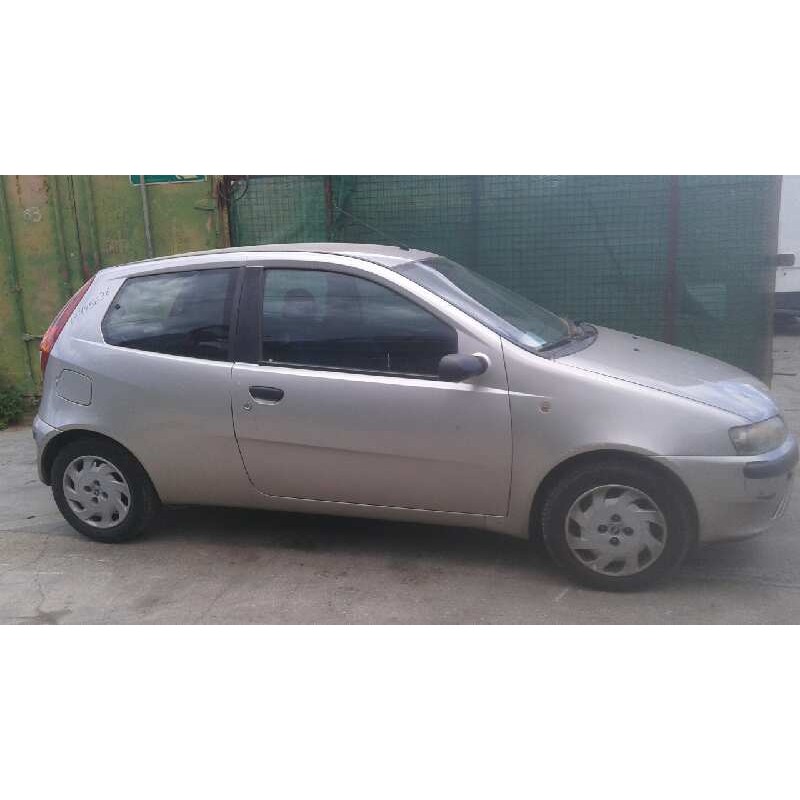 fiat punto berlina (188) del año 2001