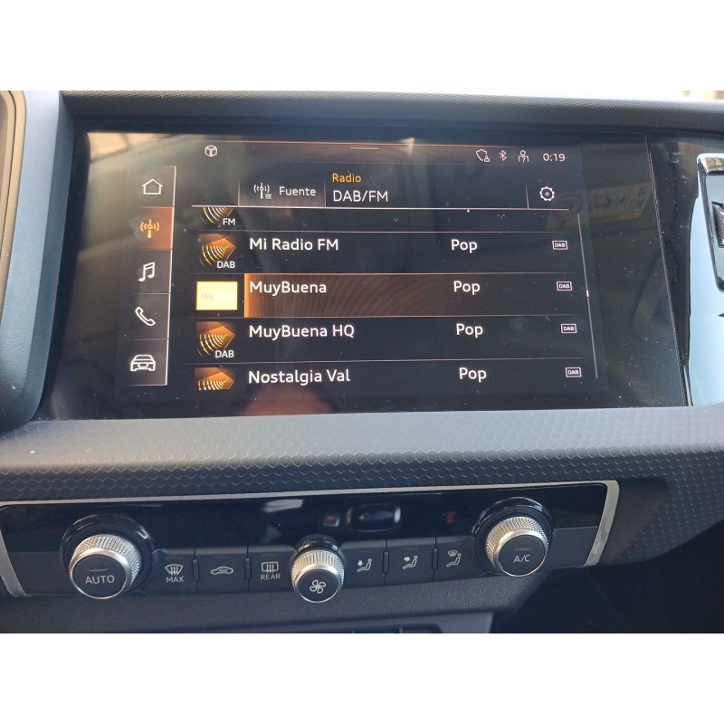 Recambio de pantalla multifuncion para audi a1 sportback (gba) 25 tfsi referencia OEM IAM - Blanco 3