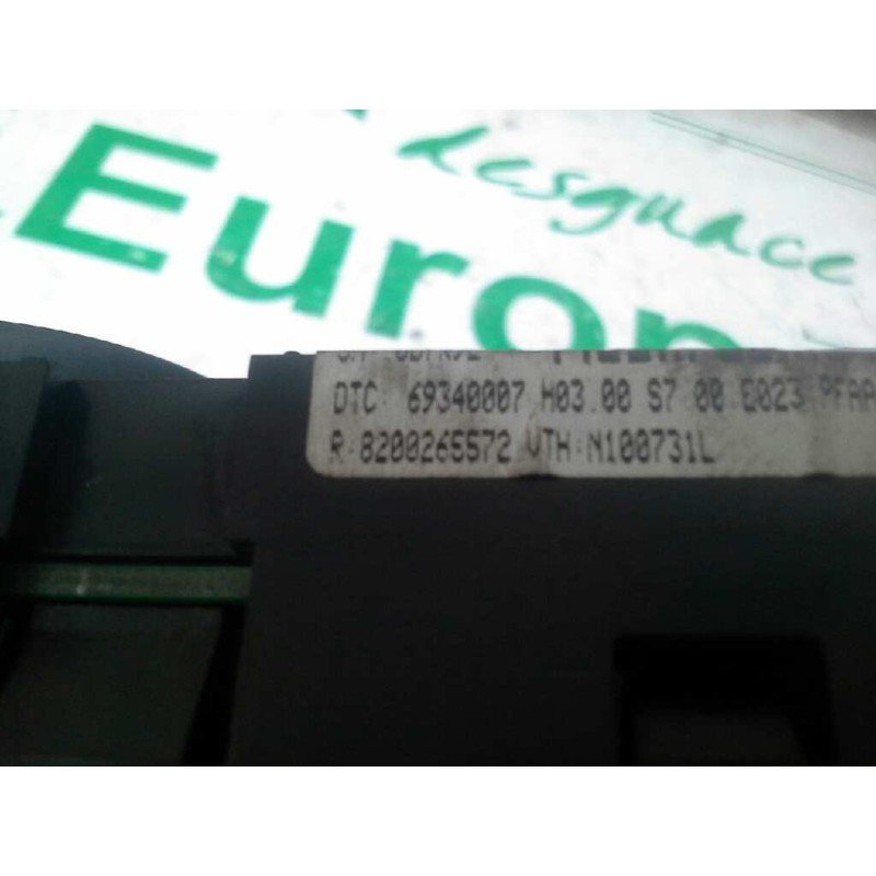 Recambio de mando climatizador para renault scenic ii 1.9 dci diesel referencia OEM IAM 8200265572  VALEO - Gris 2