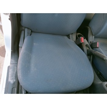 ASIENTO DELANTERO DERECHO 