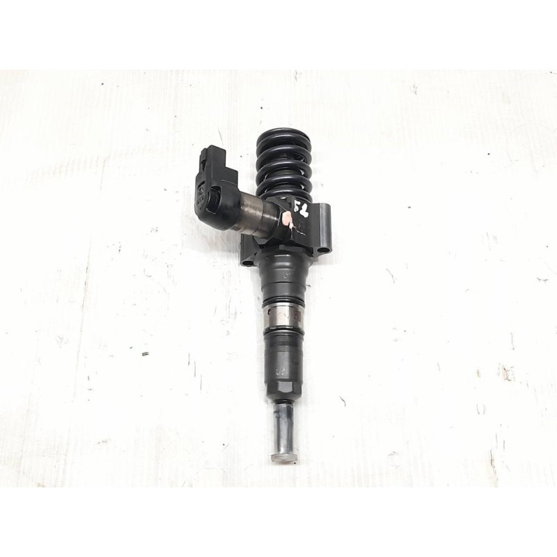 Recambio de inyector para volkswagen passat berlina (3c2) advance referencia OEM IAM 000130073SX  