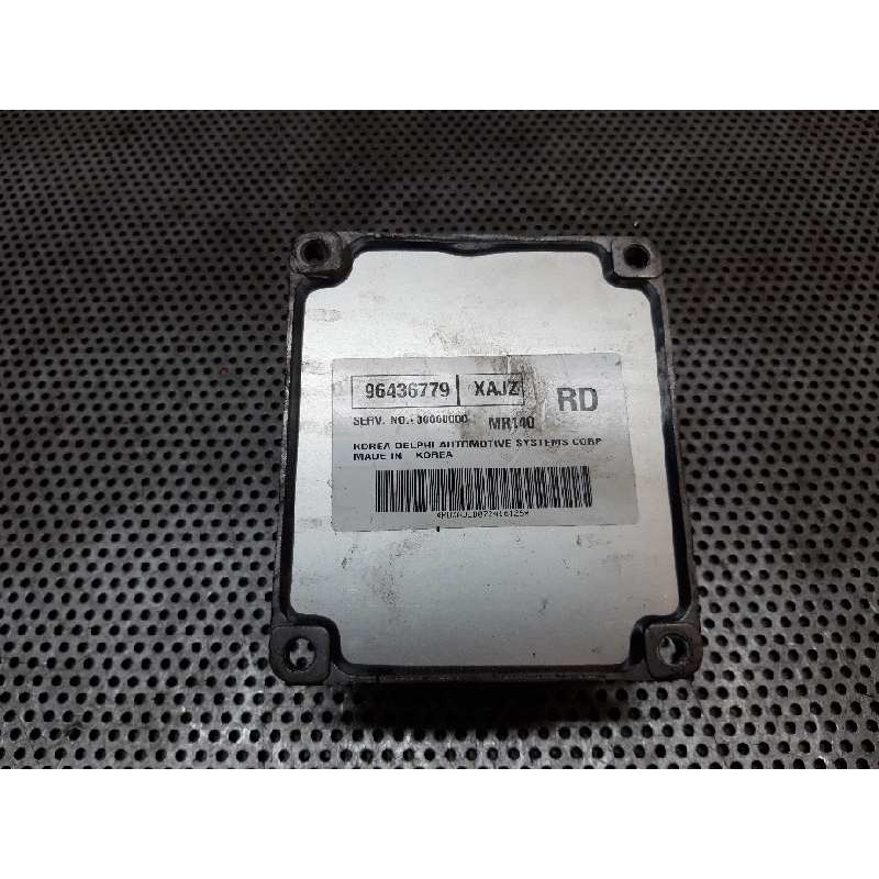 Recambio de centralita motor uce para chevrolet aveo lt referencia OEM IAM 96436779 - Negro 2