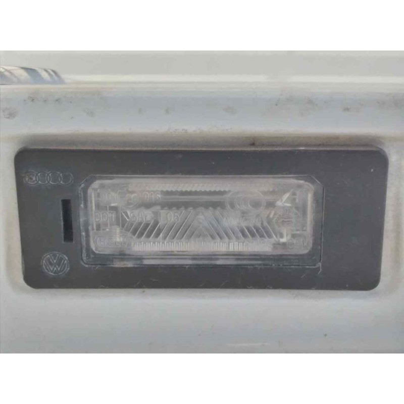 Recambio de piloto matricula para audi a4 ber. (b8) e referencia OEM IAM   