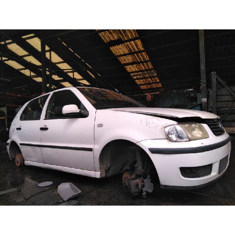 volkswagen polo berlina (6n2) del año 2002