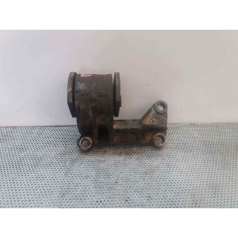 Recambio de soporte cambio para kia carens 2.0 crdi lx monovolumen referencia OEM IAM 0K2KB3970  