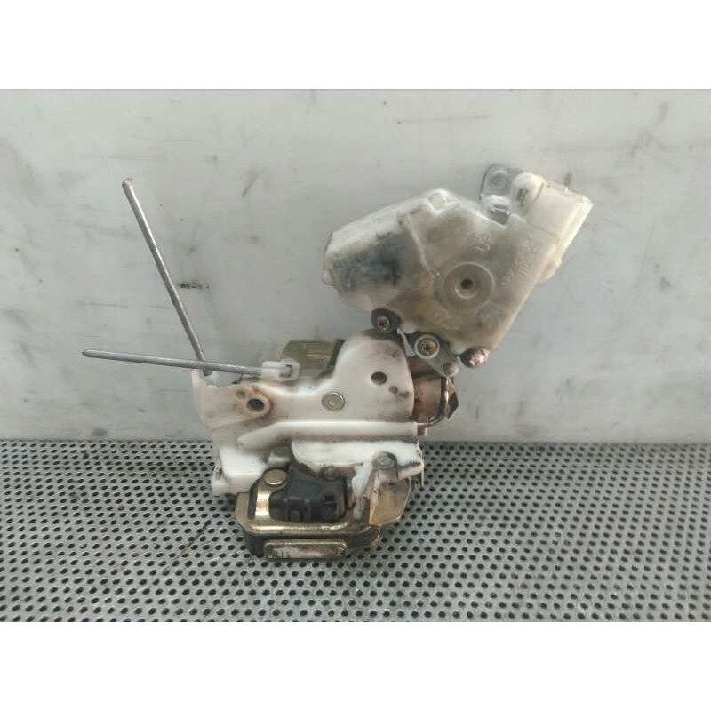 Recambio de cerradura puerta trasera derecha para nissan terrano/terrano.ii (r20) 2.7 turbodiesel referencia OEM IAM 8255250J01 