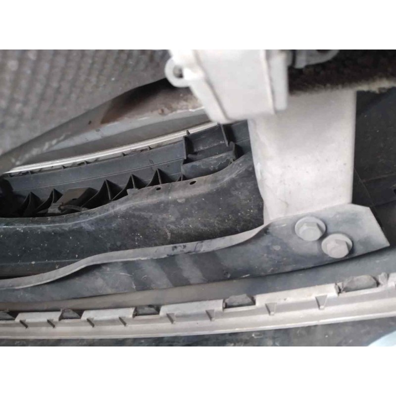 Recambio de refuerzo paragolpes trasero para audi a4 ber. (b8) e referencia OEM IAM - Blanco 2