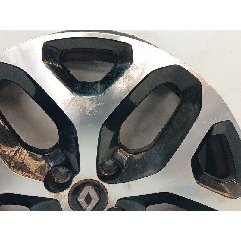 Recambio de llanta para renault captur limited referencia OEM IAM 403005152R - Blanco 3