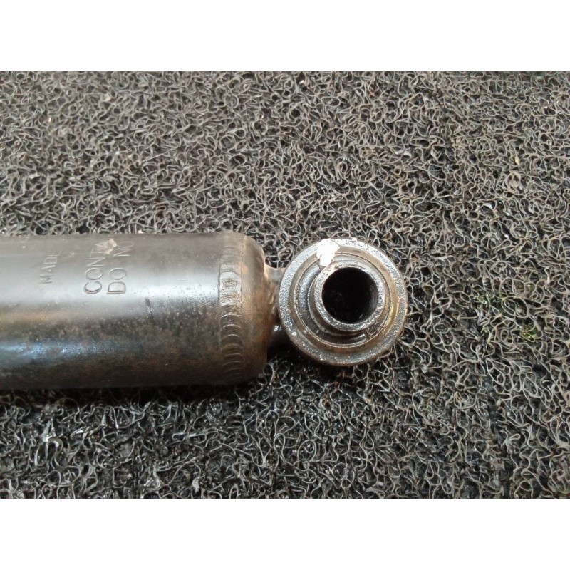 Recambio de amortiguador trasero izquierdo para opel zafira b cosmo referencia OEM IAM 3