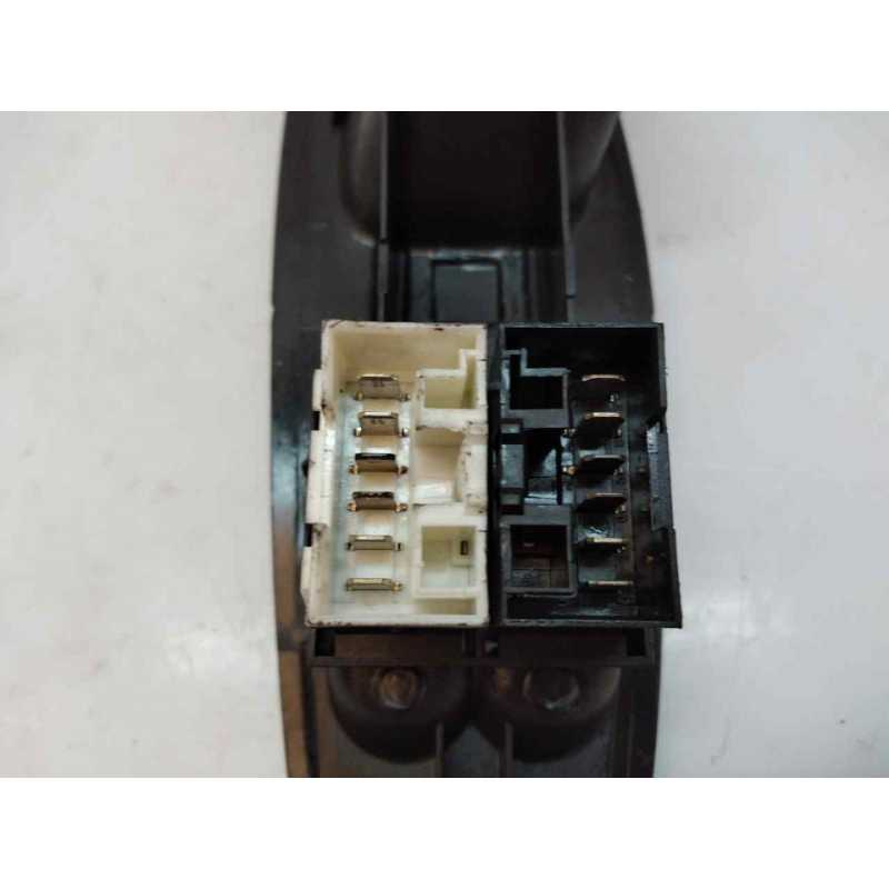 Recambio de mando elevalunas delantero izquierdo para lancia lybra berlina 1.9 jtd referencia OEM IAM - Gris 4