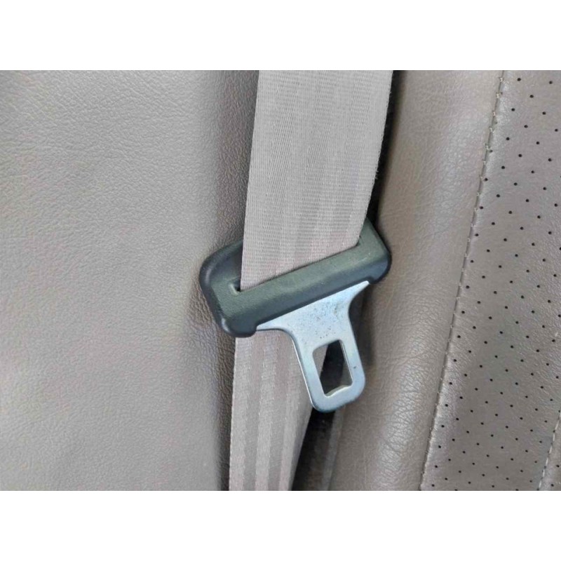 Recambio de cinturon seguridad trasero derecho para chevrolet camaro cabrio piel referencia OEM IAM   
