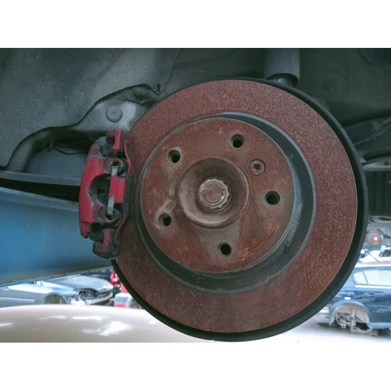 Recambio de mangueta trasera izquierda para bmw serie 1 berlina (e81/e87) 118d referencia OEM IAM   