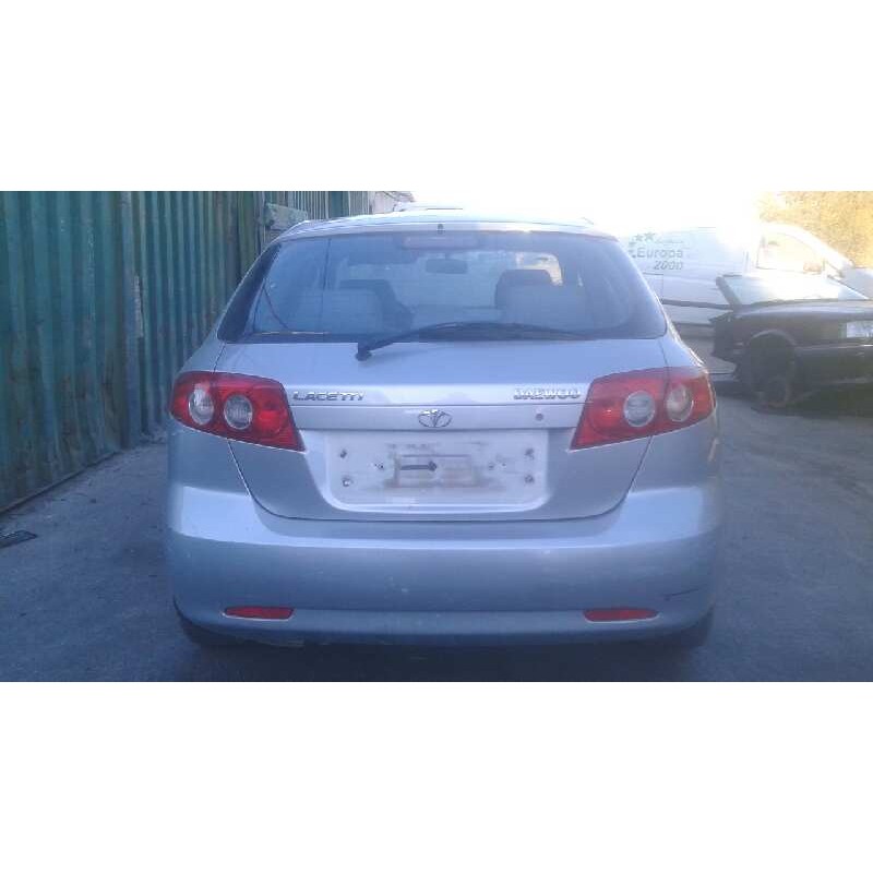 daewoo lacetti del año 2004