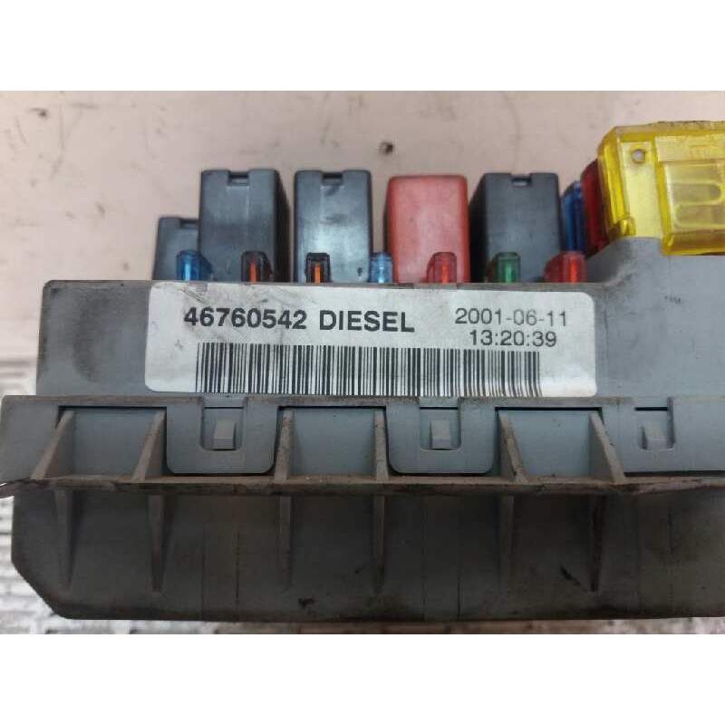 Recambio de caja reles / fusibles para fiat doblo cargo (223) 1.9 diesel cat referencia OEM IAM 46760542 - Verde 2