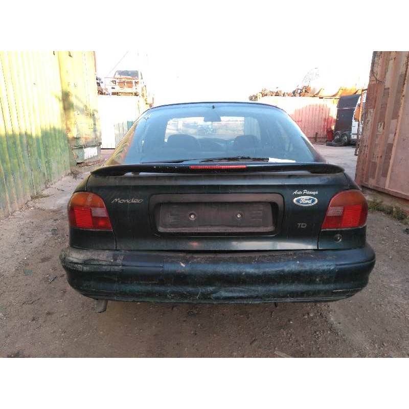 ford mondeo berlina/familiar (fd) del año 1996