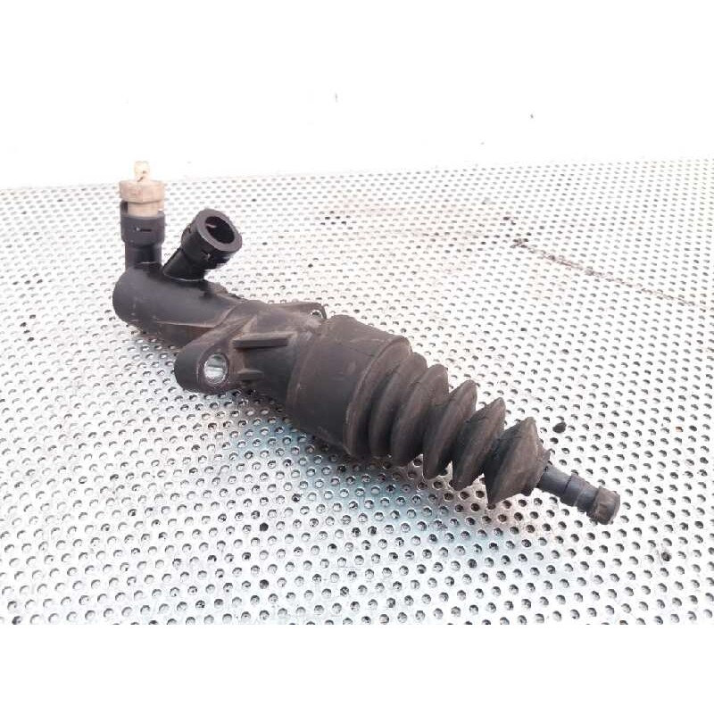 Recambio de bombin embrague para peugeot 207 xs referencia OEM IAM 96800314  