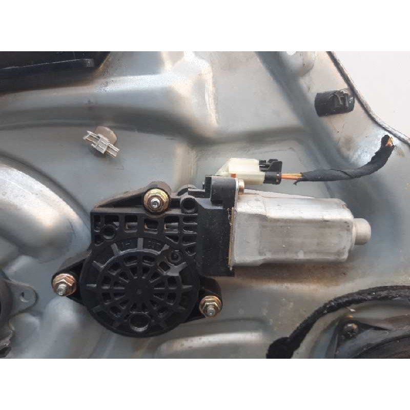 Recambio de elevalunas delantero izquierdo para kia cerato 2.0 ex crdi berlina (4-ptas.) referencia OEM IAM - Azul 7