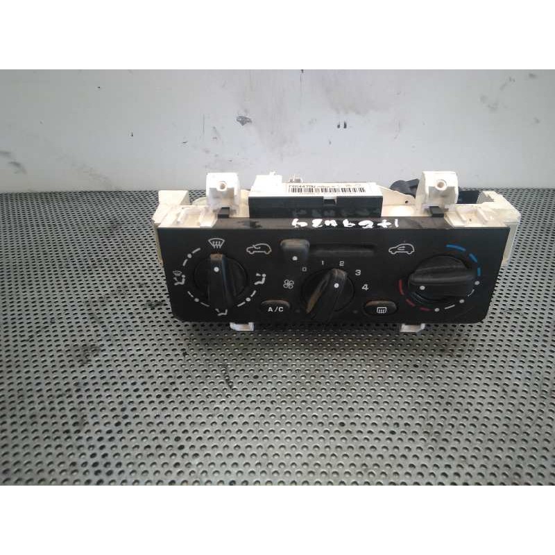 Recambio de mando calefaccion / aire acondicionado para peugeot 1007 1.4 referencia OEM IAM F664479W 69300002 