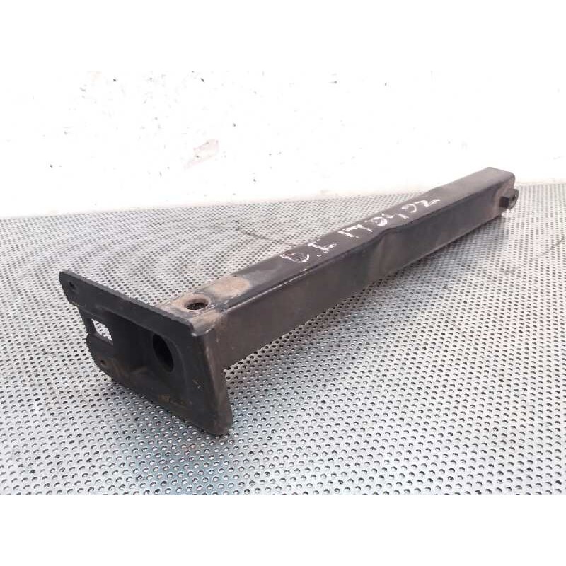 Recambio de refuerzo paragolpes delantero para peugeot 207 xs referencia OEM IAM - Rojo 2