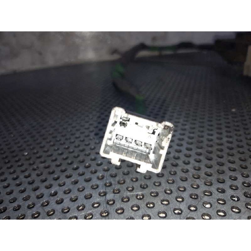 Recambio de cerradura puerta delantera izquierda para mg serie 400 (rt) 1.6 cat referencia OEM IAM 4