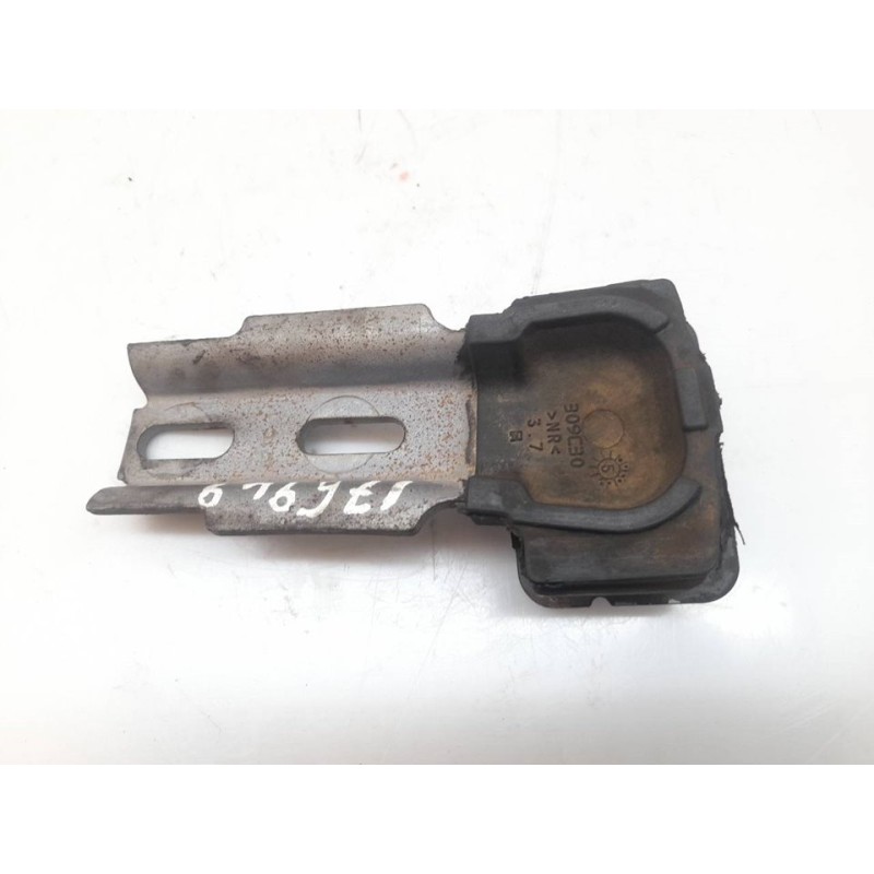 Recambio de soporte cambio para peugeot 1007 1.4 referencia OEM IAM 9650585180 - Rojo 2
